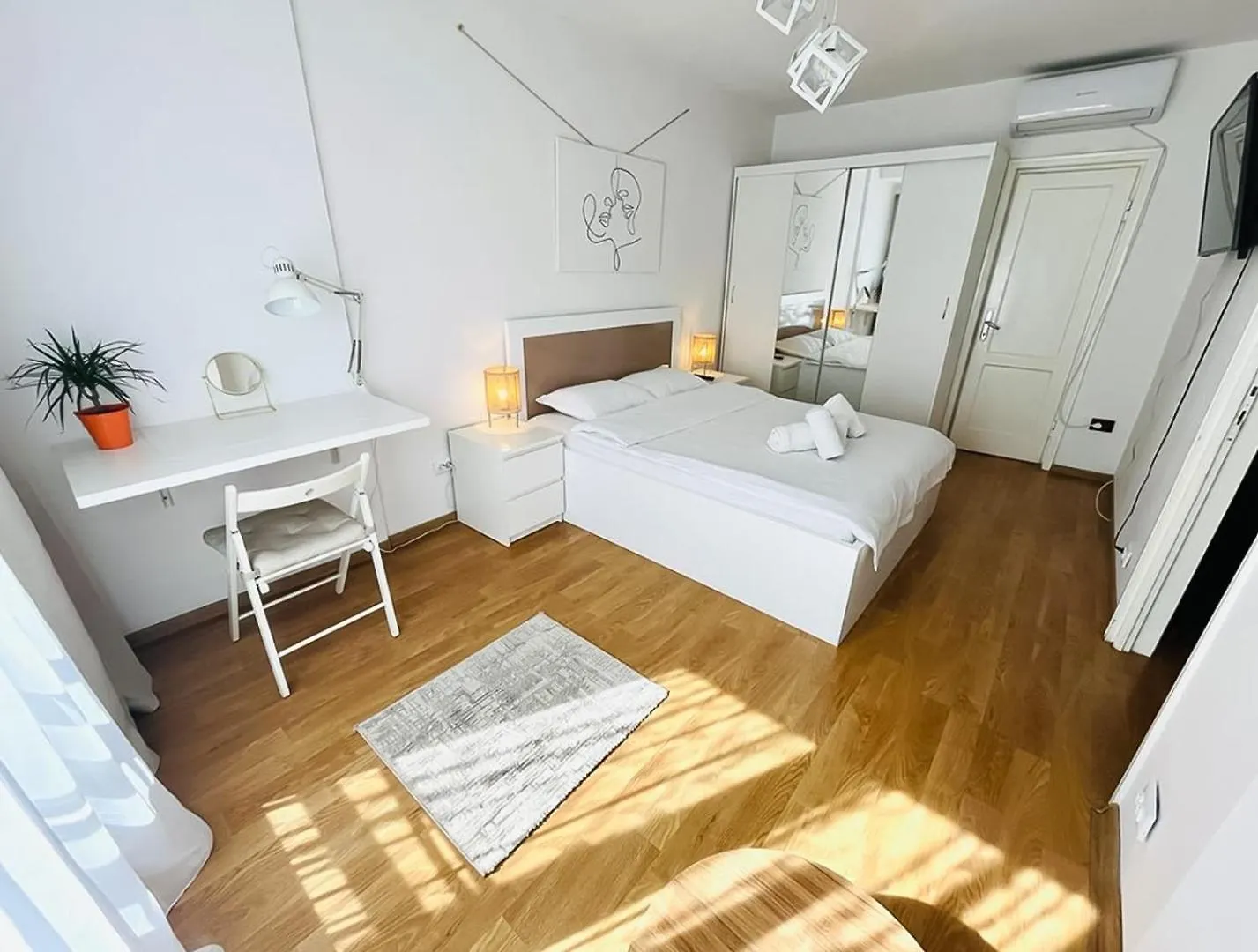 Apartment Victoriei Dream Stay Bucharest